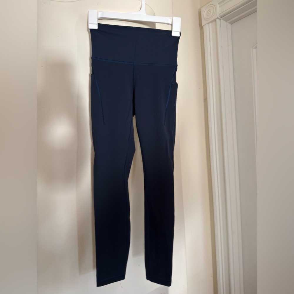 Lululemon Wunder Train leggings size 4 (inseam 25)
